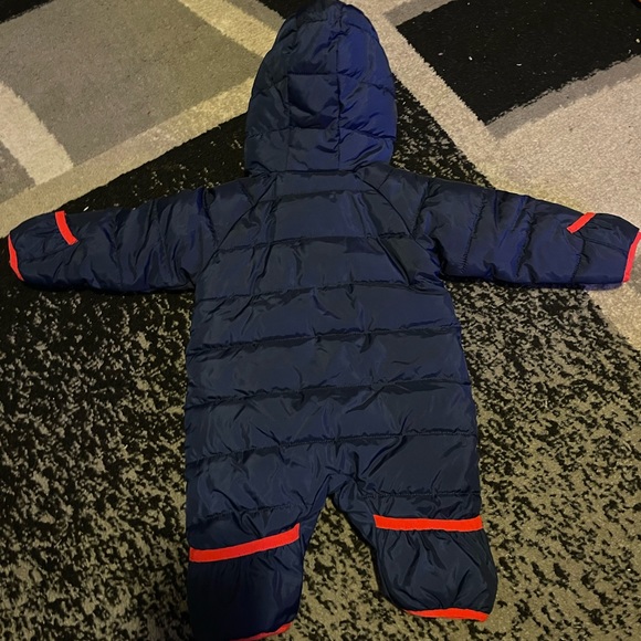 Newborn - Picture 2 of 3